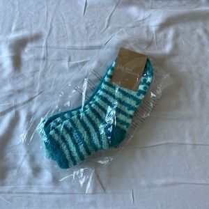 Fuzzy socks NWT